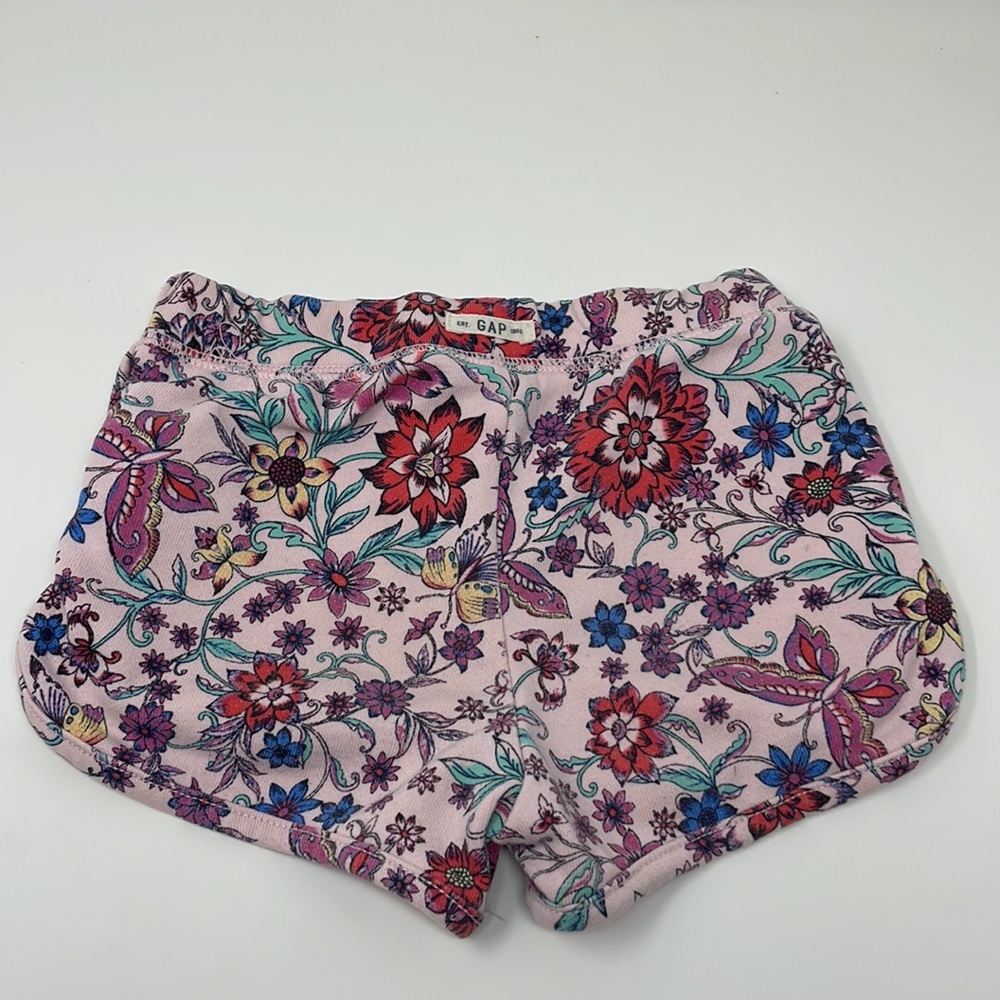 Girls shorts and skort bundle, size 4-5 - Picture 10 of 11